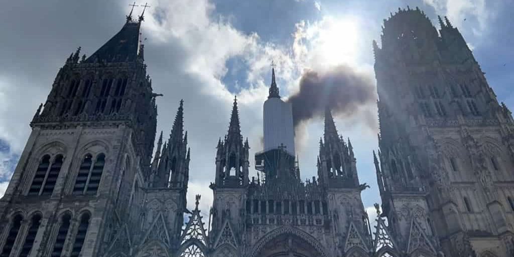 Incendie de la cathédrale de Rouen