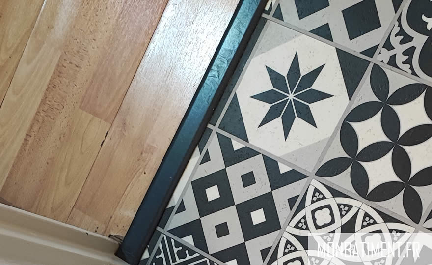 Barre de seuil de jonction entre parquet et carrelage