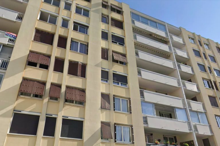 Le volet roulant en collectif : Un dilemme